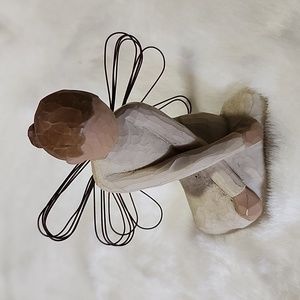 WILLOW TREE SERENITY  2002